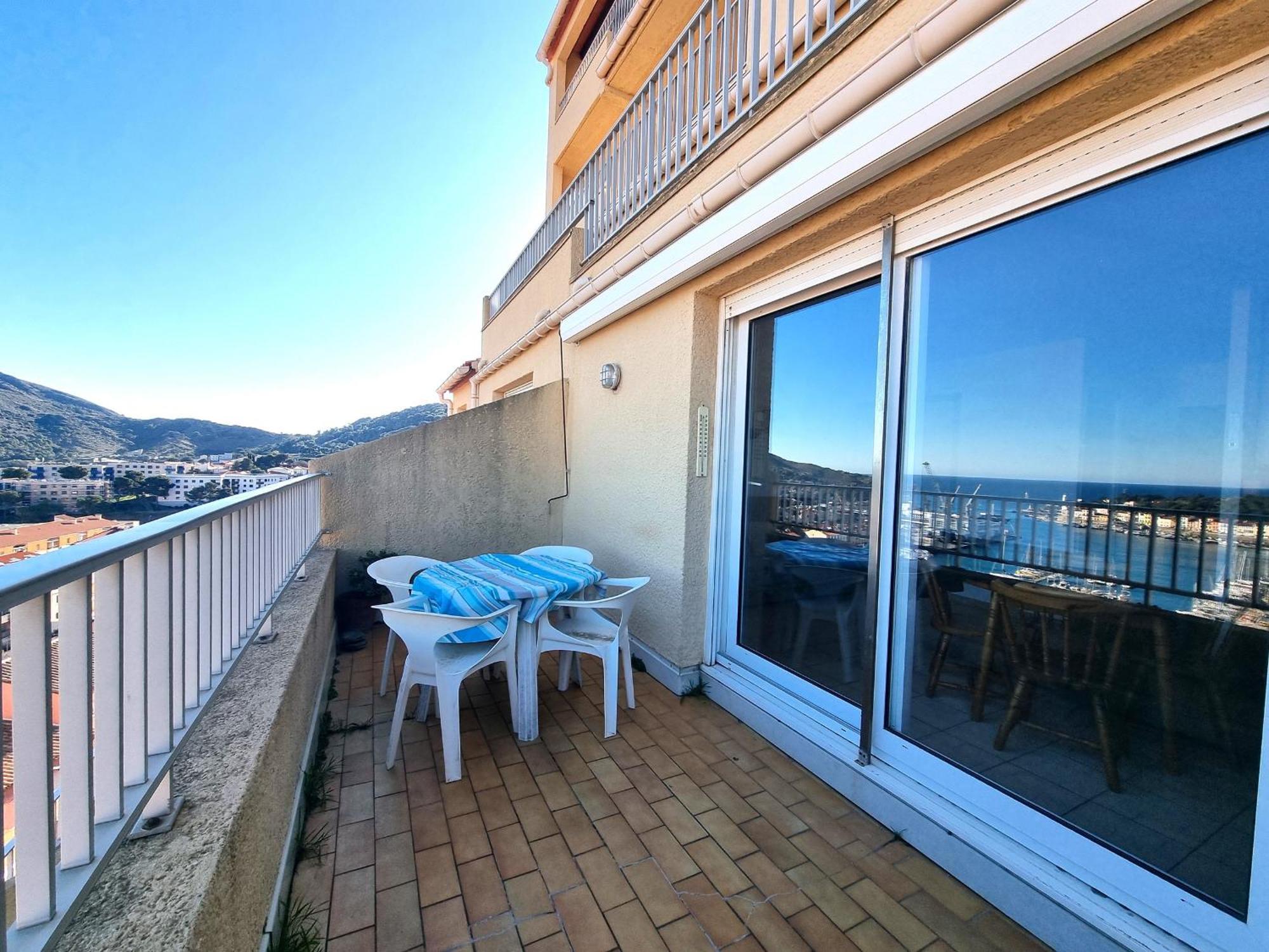 Port-Vendres: Studio Cabine Avec Terrasse, A 2 Pas Du Port - Fr-1-309-256 Port Vendres Exterior foto